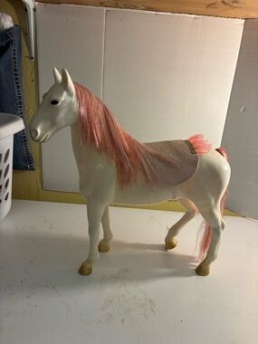 White and Pink Kids Play Horse Figure with Saddle